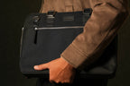 Tanoak Folio Laptop Bag / Onyx Black