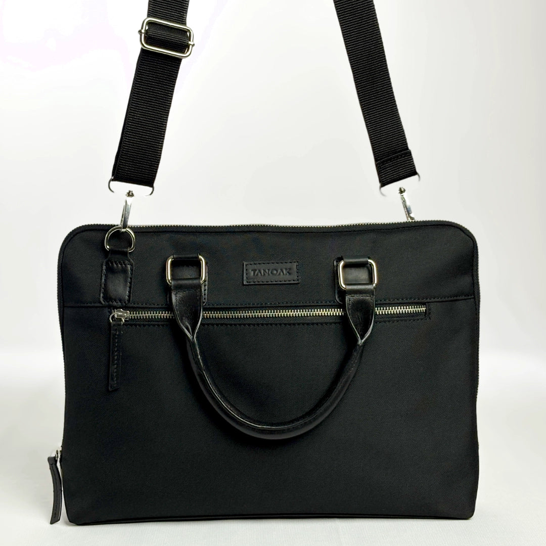 Tanoak Folio Laptop Bag / Onyx Black