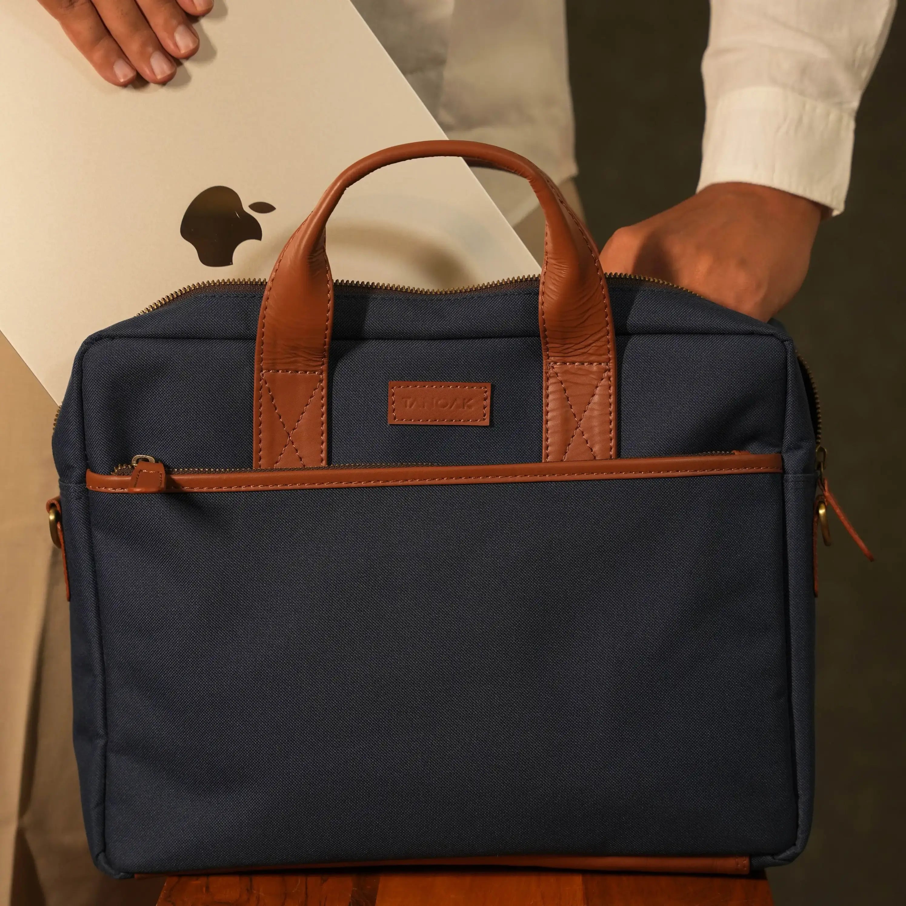 Garrison Briefcase / Estate Blue
